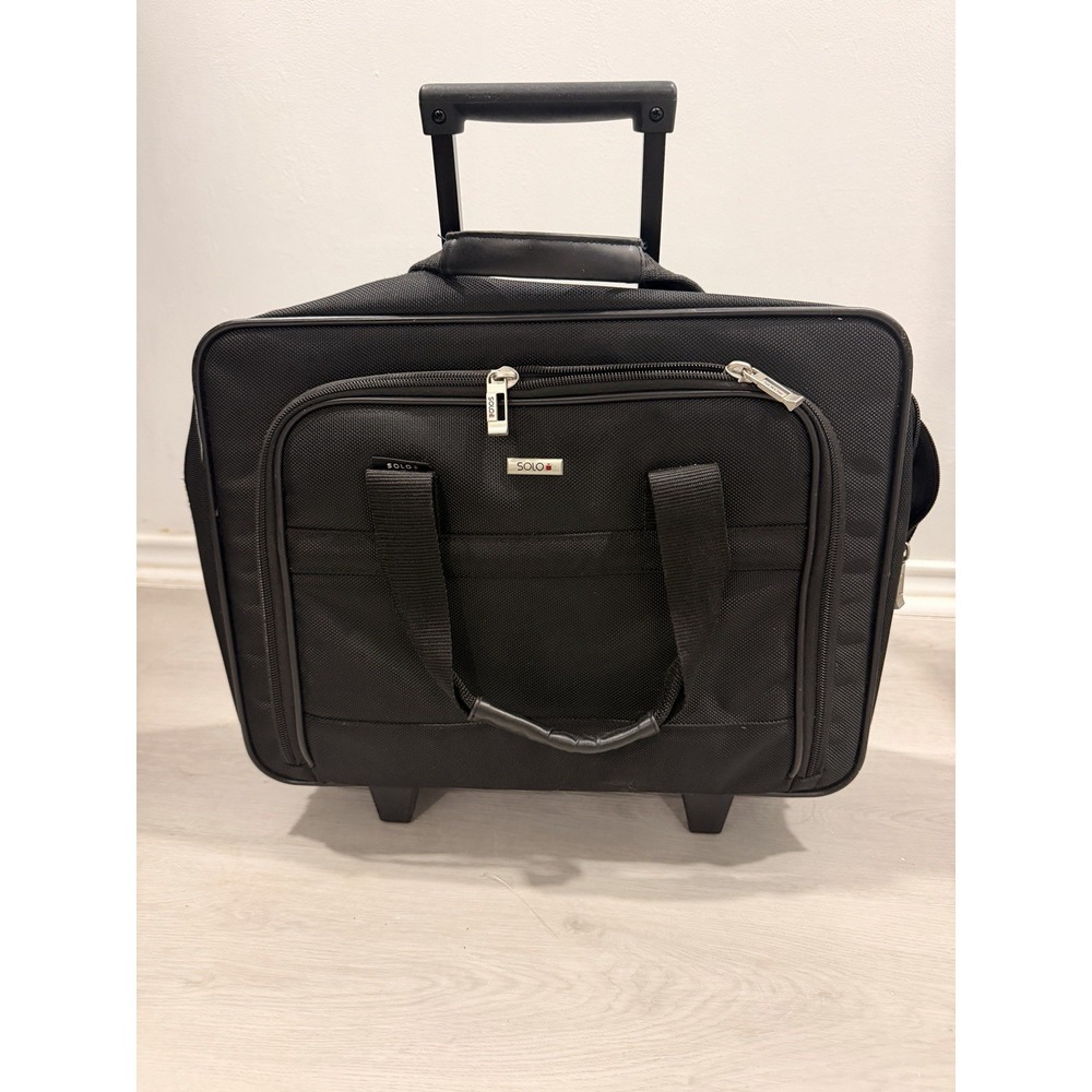 Solo Rolling Laptop Bag Black Wheeled Briefcase Telescoping Handle Underseater